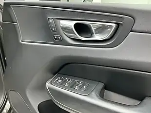 Used 2018 Volvo XC60 Inscription Pro Pine Grey - Interior and Exterior details 18