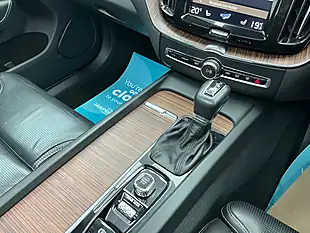 Used 2018 Volvo XC60 Inscription Pro Pine Grey - Interior and Exterior details 19