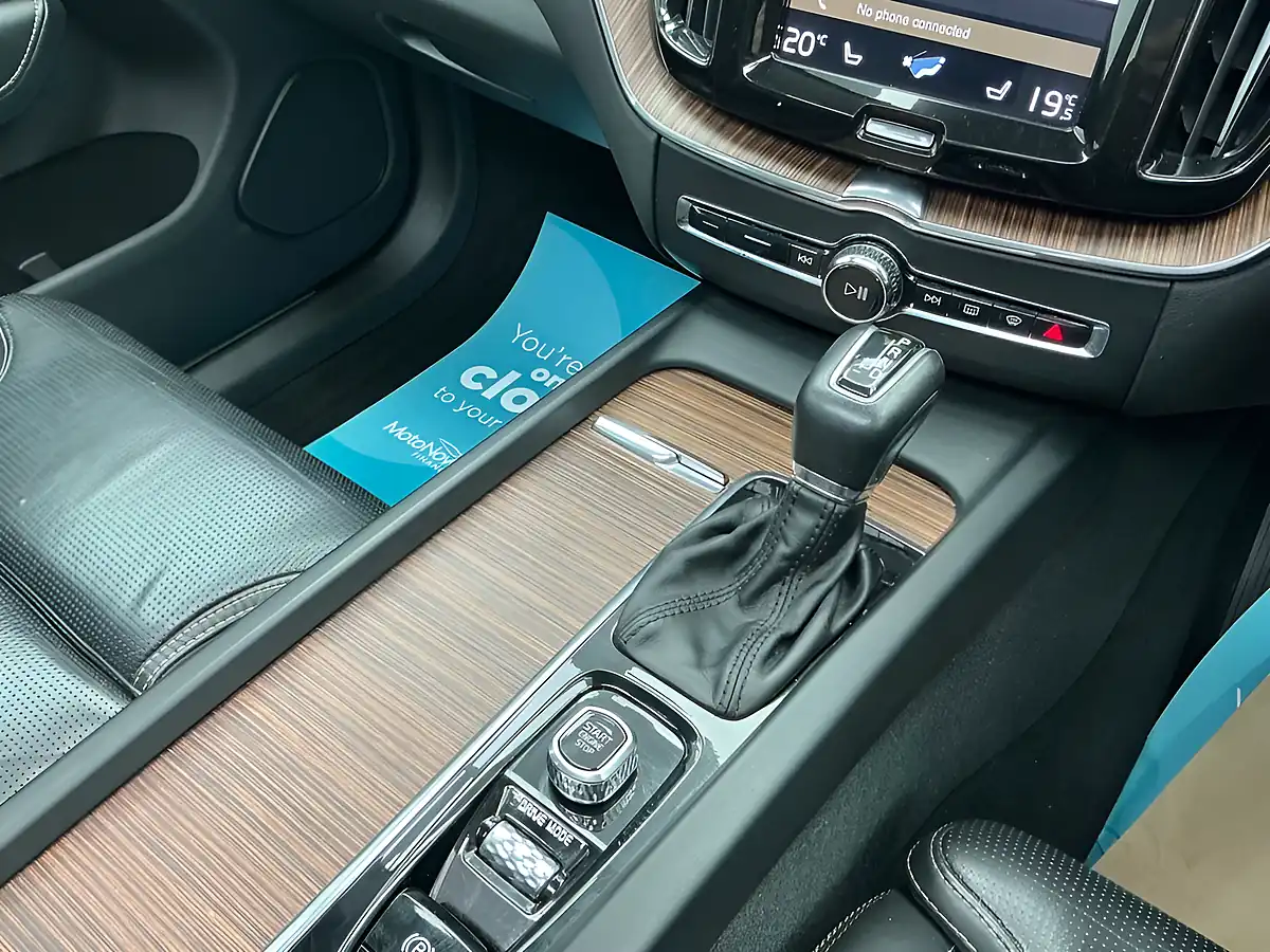 Used 2018 Volvo XC60 Inscription Pro Pine Grey - Interior and Exterior details 19