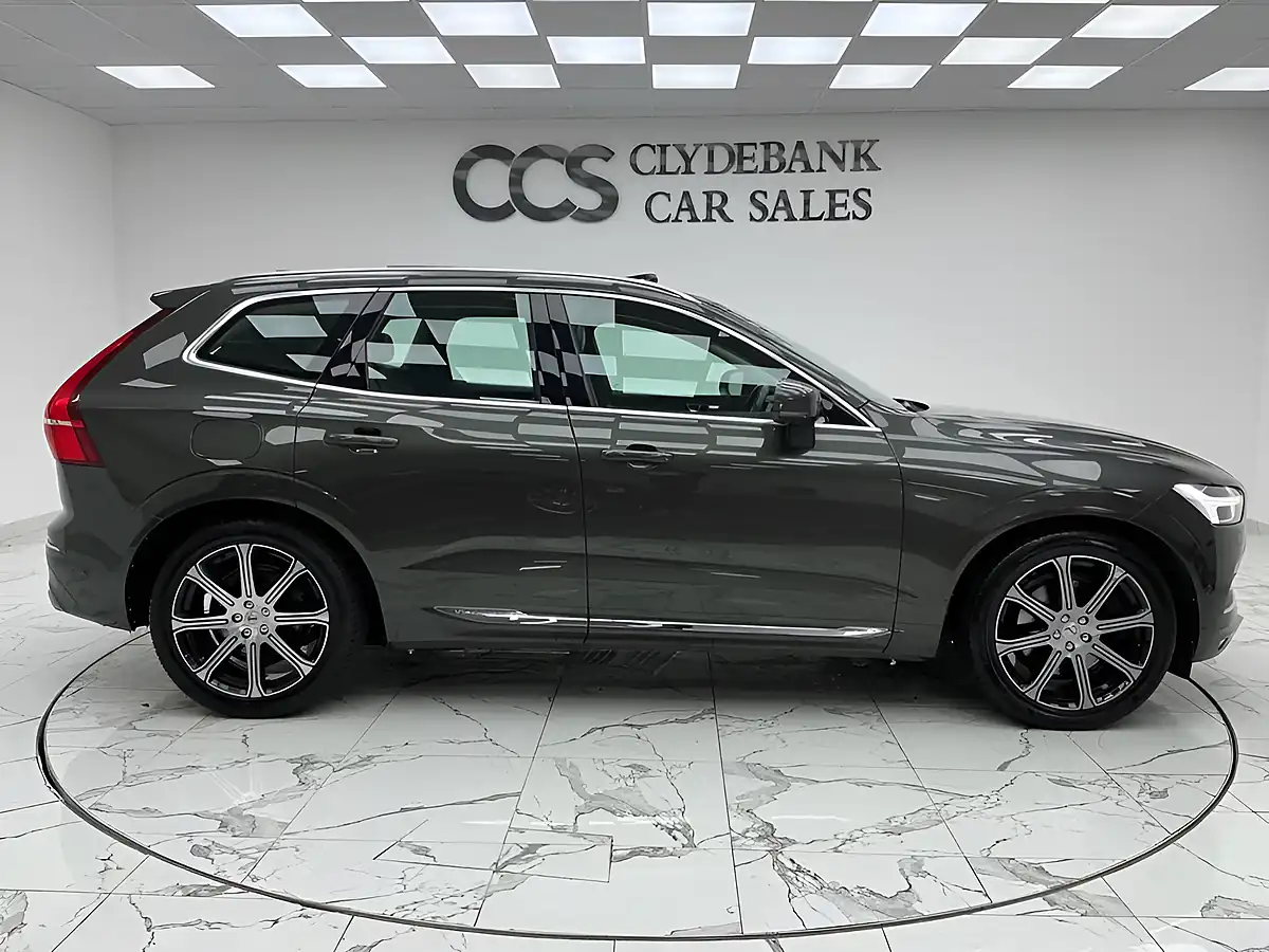 Used 2018 Volvo XC60 Inscription Pro Pine Grey - Interior and Exterior details 2