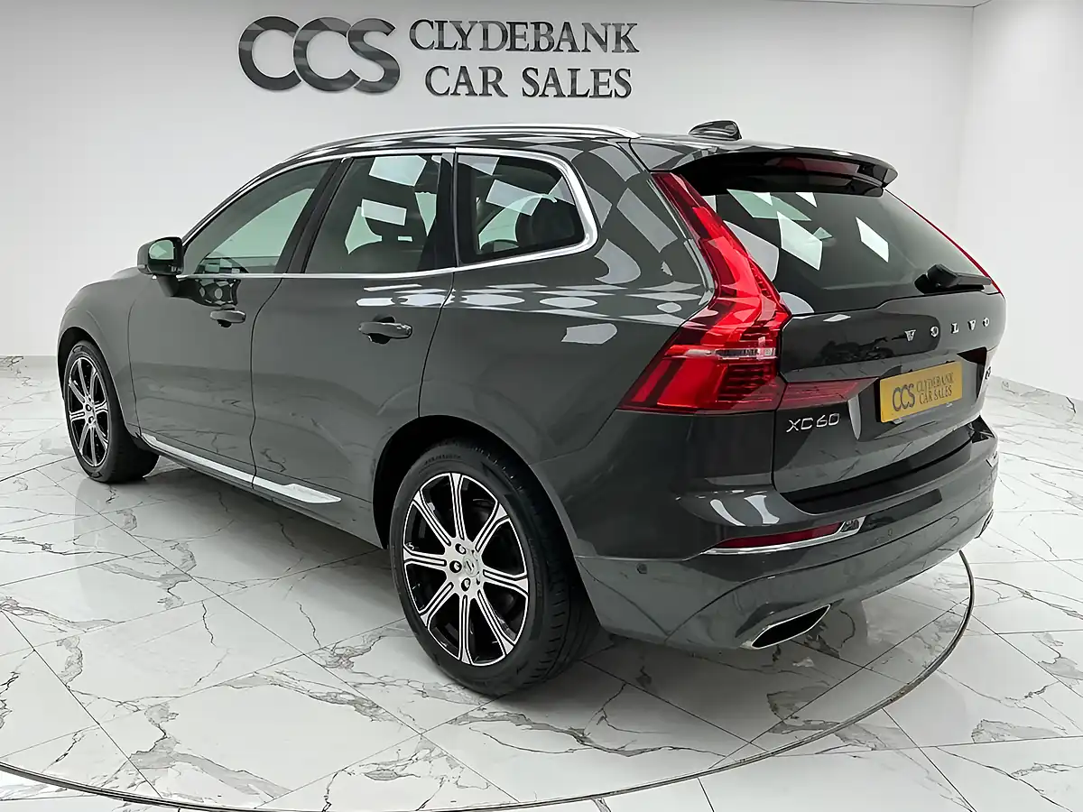 Used 2018 Volvo XC60 Inscription Pro Pine Grey - Interior and Exterior details 5