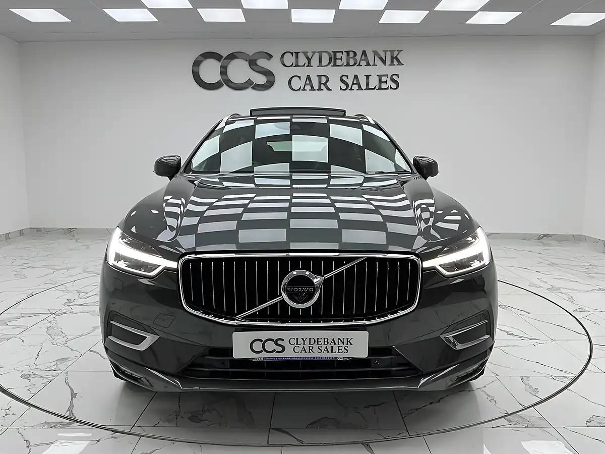 Used 2018 Volvo XC60 Inscription Pro Pine Grey - Interior and Exterior details 8