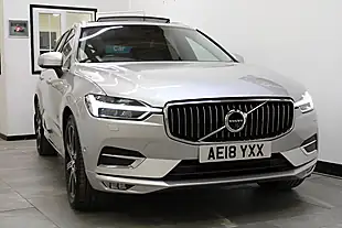 Used 2018 Volvo XC60 Inscription Pro Silver - Interior and Exterior details 7