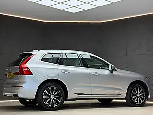 Used 2018 Volvo XC60 Inscription Silver - Interior and Exterior details 10