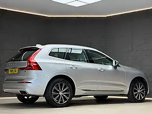 Used 2018 Volvo XC60 Inscription Silver - Interior and Exterior details 16