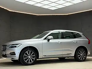 Used 2018 Volvo XC60 Inscription Silver - Interior and Exterior details 6