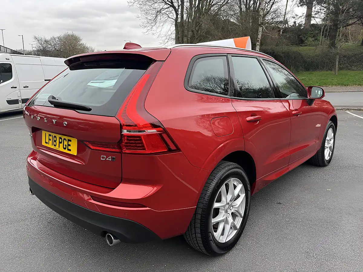 Used 2018 Volvo XC60 Momentum AWD Red - Interior and Exterior details 10