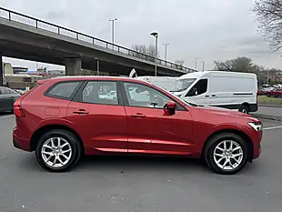Used 2018 Volvo XC60 Momentum AWD Red - Interior and Exterior details 9