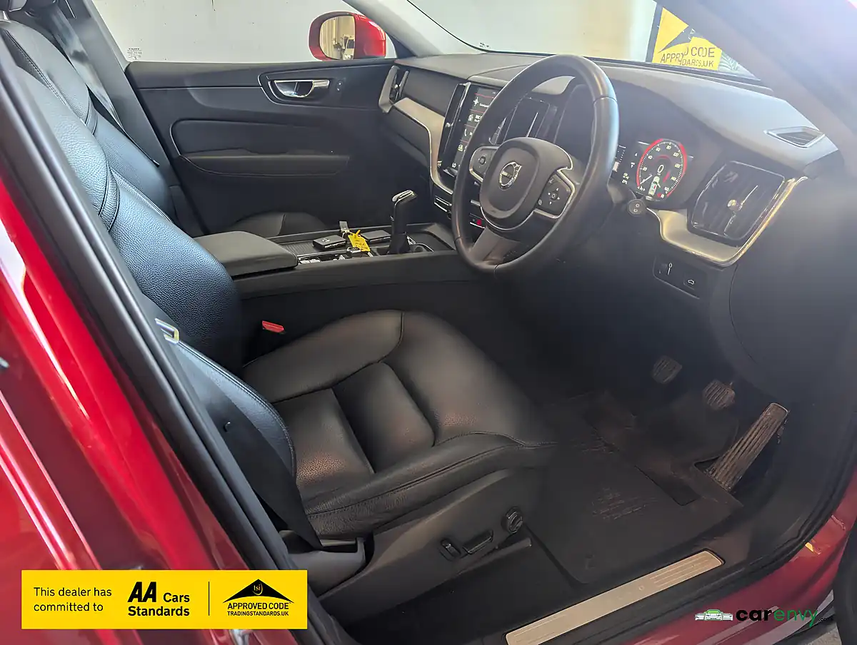 Used 2018 Volvo XC60 Momentum Fusion Red - Interior and Exterior details 12