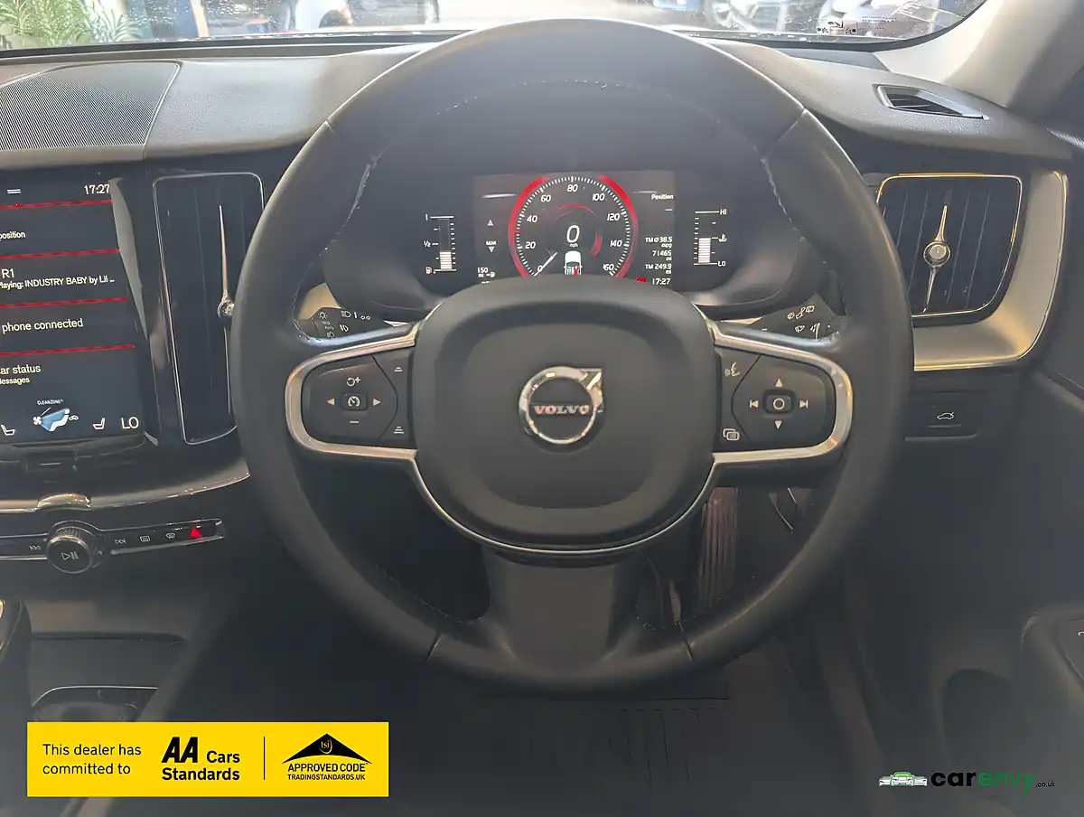 Used 2018 Volvo XC60 Momentum Fusion Red - Interior and Exterior details 14