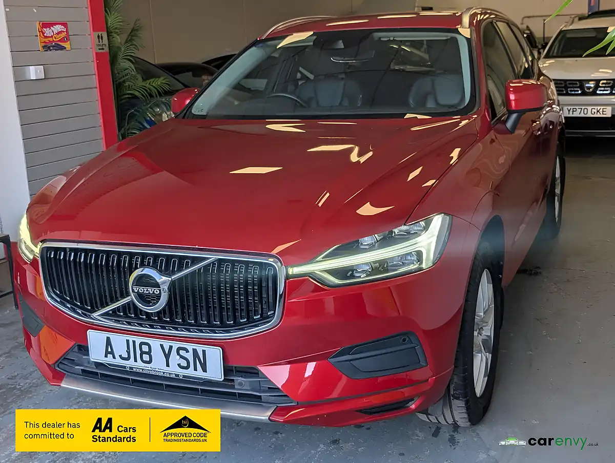 Used 2018 Volvo XC60 Momentum Fusion Red - Interior and Exterior details 5