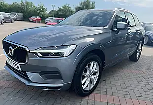 Used 2018 Volvo XC60 Momentum Osmium Grey - Interior and Exterior details 10