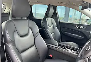 Used 2018 Volvo XC60 Momentum Osmium Grey - Interior and Exterior details 16