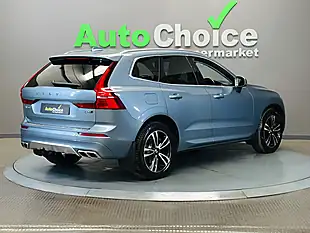 Used 2018 Volvo XC60 Momentum Pro Blue - Interior and Exterior details 14
