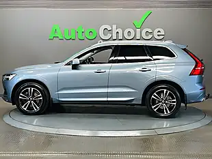Used 2018 Volvo XC60 Momentum Pro Blue - Interior and Exterior details 8