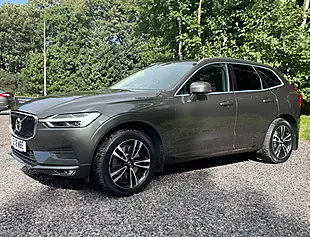 Used 2018 Volvo XC60 Momentum Pro Pine Grey - Interior and Exterior details 7