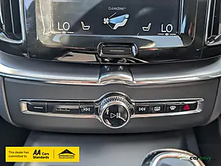 Used 2018 Volvo XC60 Momentum Pro White - Interior and Exterior details 14