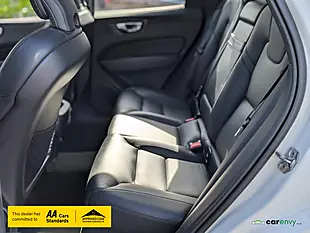 Used 2018 Volvo XC60 Momentum Pro White - Interior and Exterior details 15