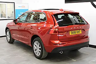 Used 2018 Volvo XC60 Momentum Red - Interior and Exterior details 11