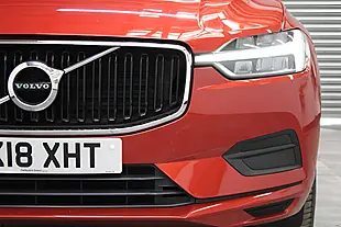 Used 2018 Volvo XC60 Momentum Red - Interior and Exterior details 14