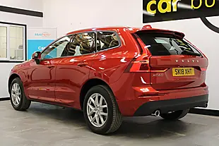 Used 2018 Volvo XC60 Momentum Red - Interior and Exterior details 3