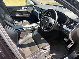 Used 2018 Volvo XC60 R-Design Black - Interior and Exterior details 13