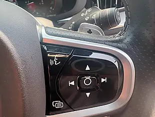 Used 2018 Volvo XC60 R-Design Black - Interior and Exterior details 17