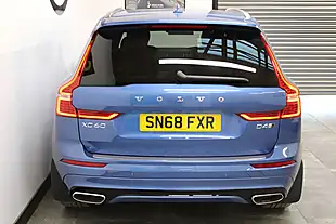 Used 2018 Volvo XC60 R-Design Blue - Interior and Exterior details 10
