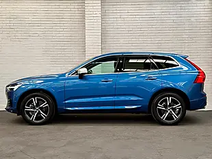 Used 2018 Volvo XC60 R-Design Blue - Interior and Exterior details 10