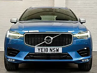 Used 2018 Volvo XC60 R-Design Blue - Interior and Exterior details 9