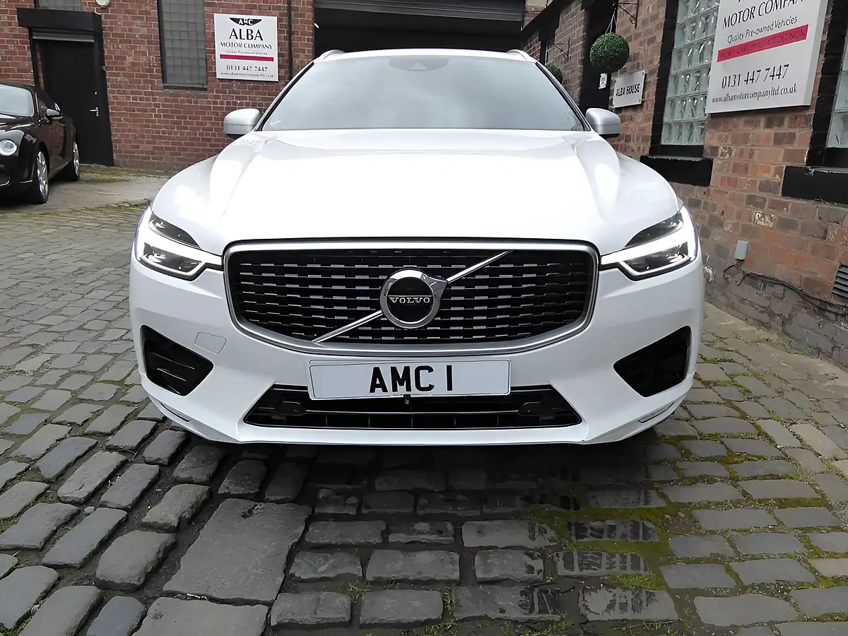 Used 2018 Volvo XC60 R-Design Crystal White Metallic - Interior and Exterior details 2