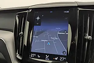 Used 2018 Volvo XC60 R-Design Ice White - Interior and Exterior details 11