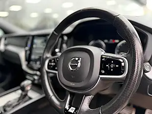 Used 2018 Volvo XC60 R-Design Osmium Grey - Interior and Exterior details 10