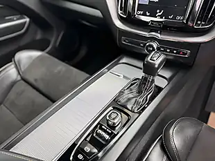 Used 2018 Volvo XC60 R-Design Osmium Grey - Interior and Exterior details 13
