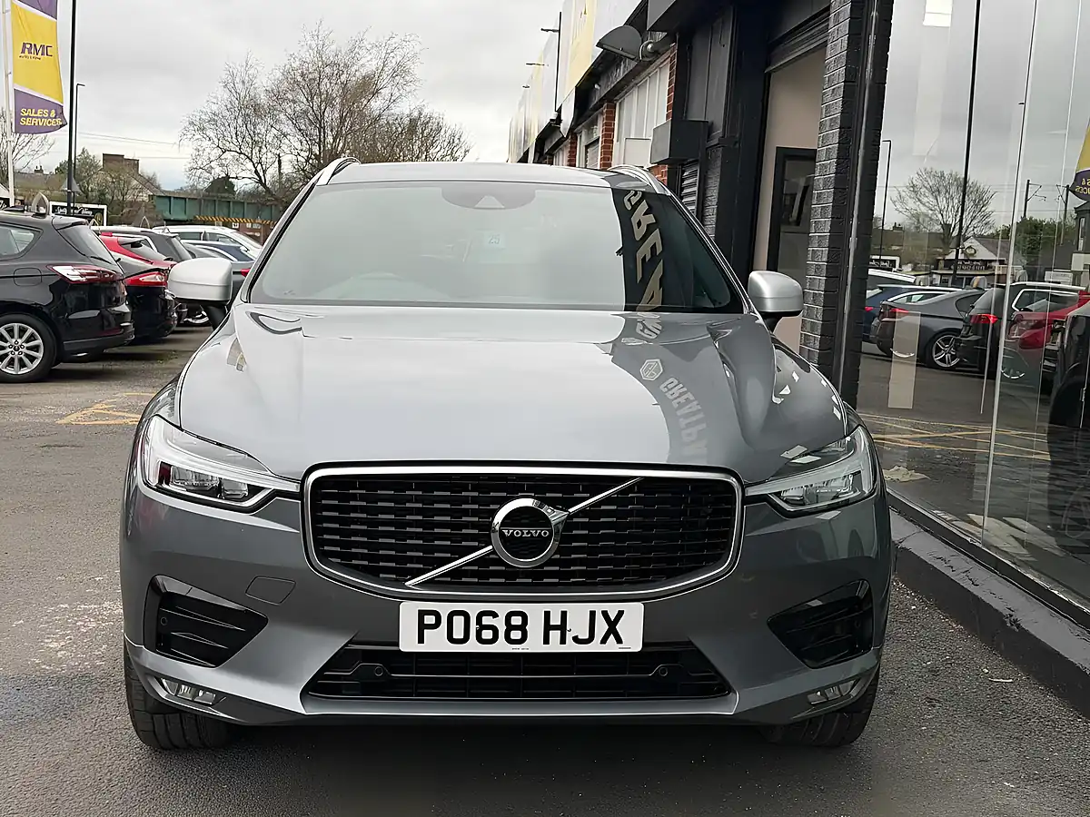 Used 2018 Volvo XC60 R-Design Osmium Grey - Interior and Exterior details 2