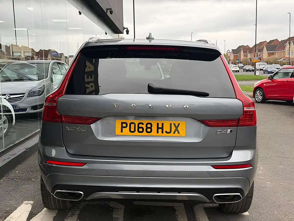 Used 2018 Volvo XC60 R-Design Osmium Grey - Interior and Exterior details 5