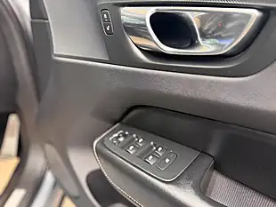 Used 2018 Volvo XC60 R-Design Osmium Grey - Interior and Exterior details 7