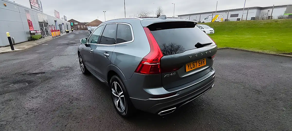 Used 2018 Volvo XC60 R-Design Osmium Grey - Interior and Exterior details 3