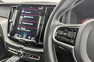 Used 2018 Volvo XC60 R-Design Pro Blue - Interior and Exterior details 14