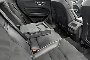 Used 2018 Volvo XC60 R-Design Pro Blue - Interior and Exterior details 18