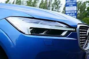 Used 2018 Volvo XC60 R-Design Pro Blue - Interior and Exterior details 16