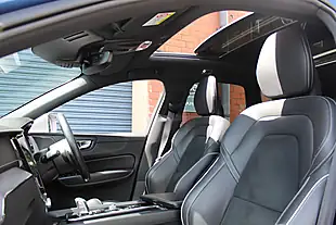 Used 2018 Volvo XC60 R-Design Pro Blue - Interior and Exterior details 15