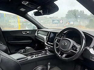 Used 2018 Volvo XC60 R-Design Pro Blue - Interior and Exterior details 11
