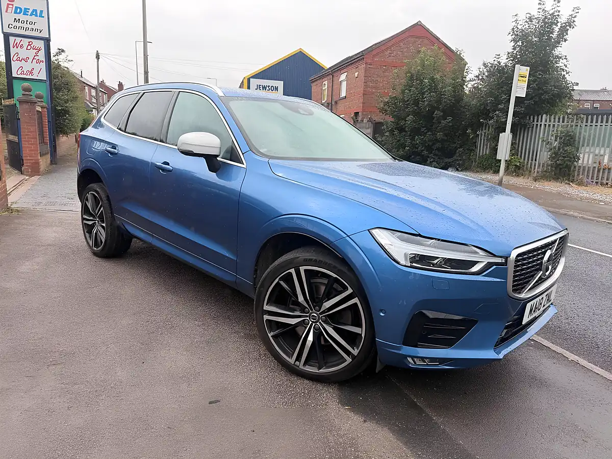 Used 2018 Volvo XC60 R-Design Pro Blue - Interior and Exterior details 3