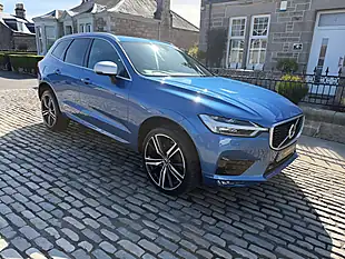 Used 2018 Volvo XC60 R-Design Pro Bursting Blue - Interior and Exterior details 4