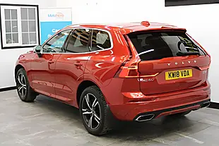 Used 2018 Volvo XC60 R-Design Red - Interior and Exterior details 12