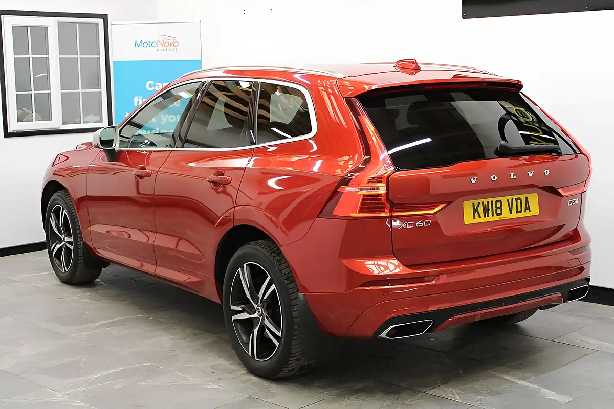 Used 2018 Volvo XC60 R-Design Red - Interior and Exterior details 12