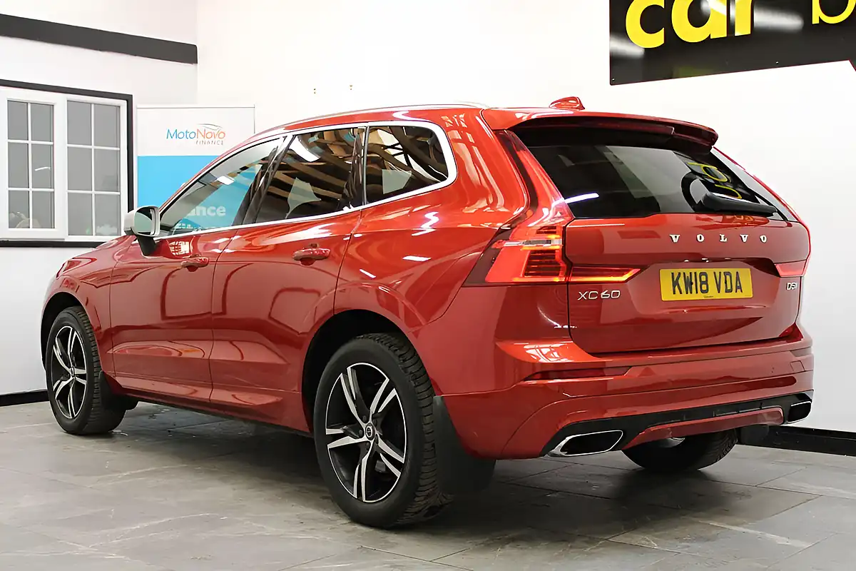 Used 2018 Volvo XC60 R-Design Red - Interior and Exterior details 3