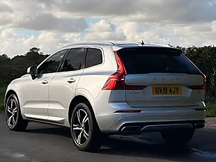 Used 2018 Volvo XC60 R-Design Silver - Interior and Exterior details 6