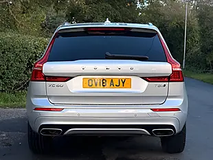 Used 2018 Volvo XC60 R-Design Silver - Interior and Exterior details 7